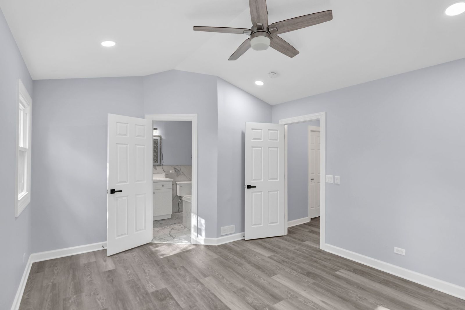 27W125 Chestnut Lane Winfield, IL 60190 - Photo 25 of 33