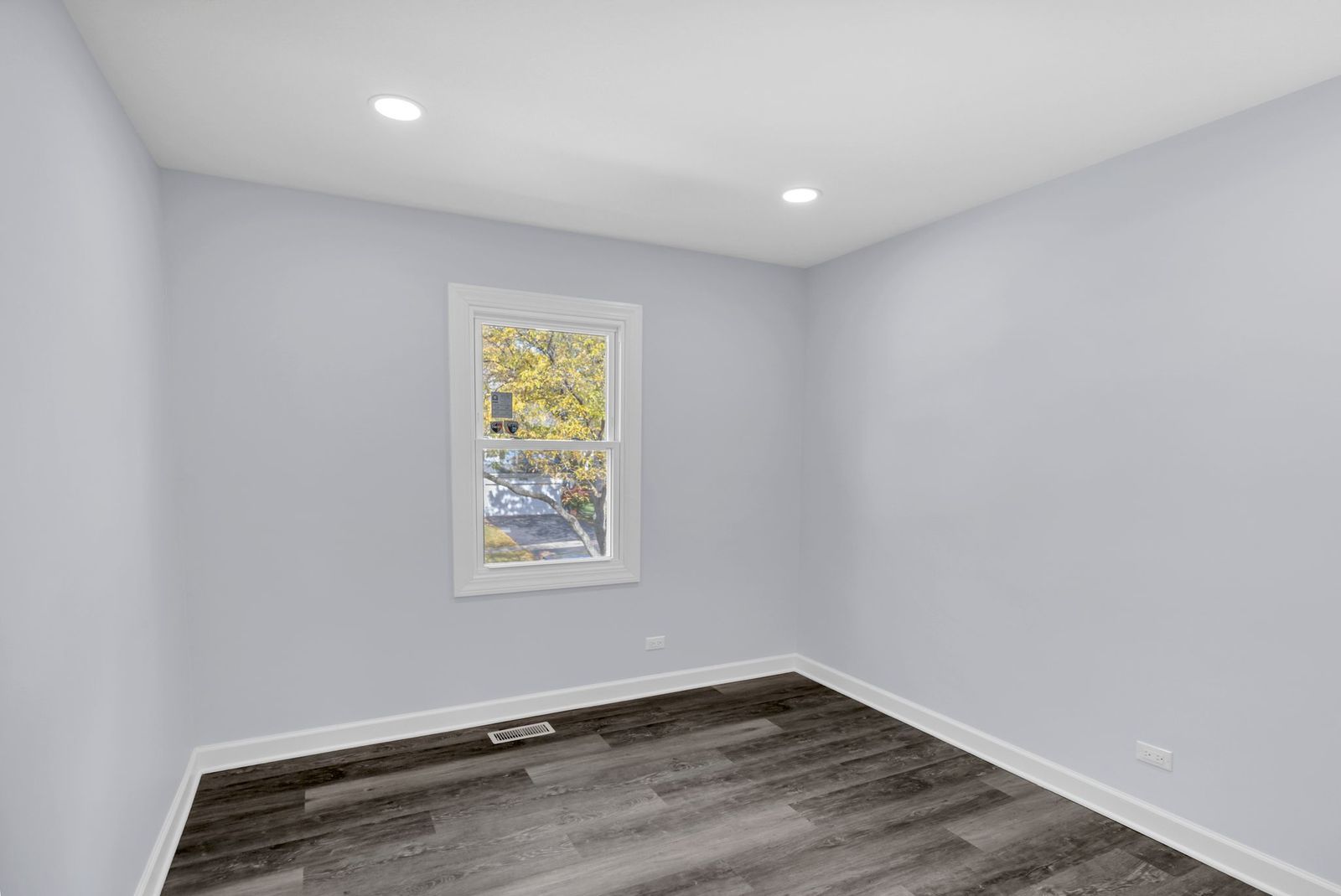 27W125 Chestnut Lane Winfield, IL 60190 - Photo 30 of 33