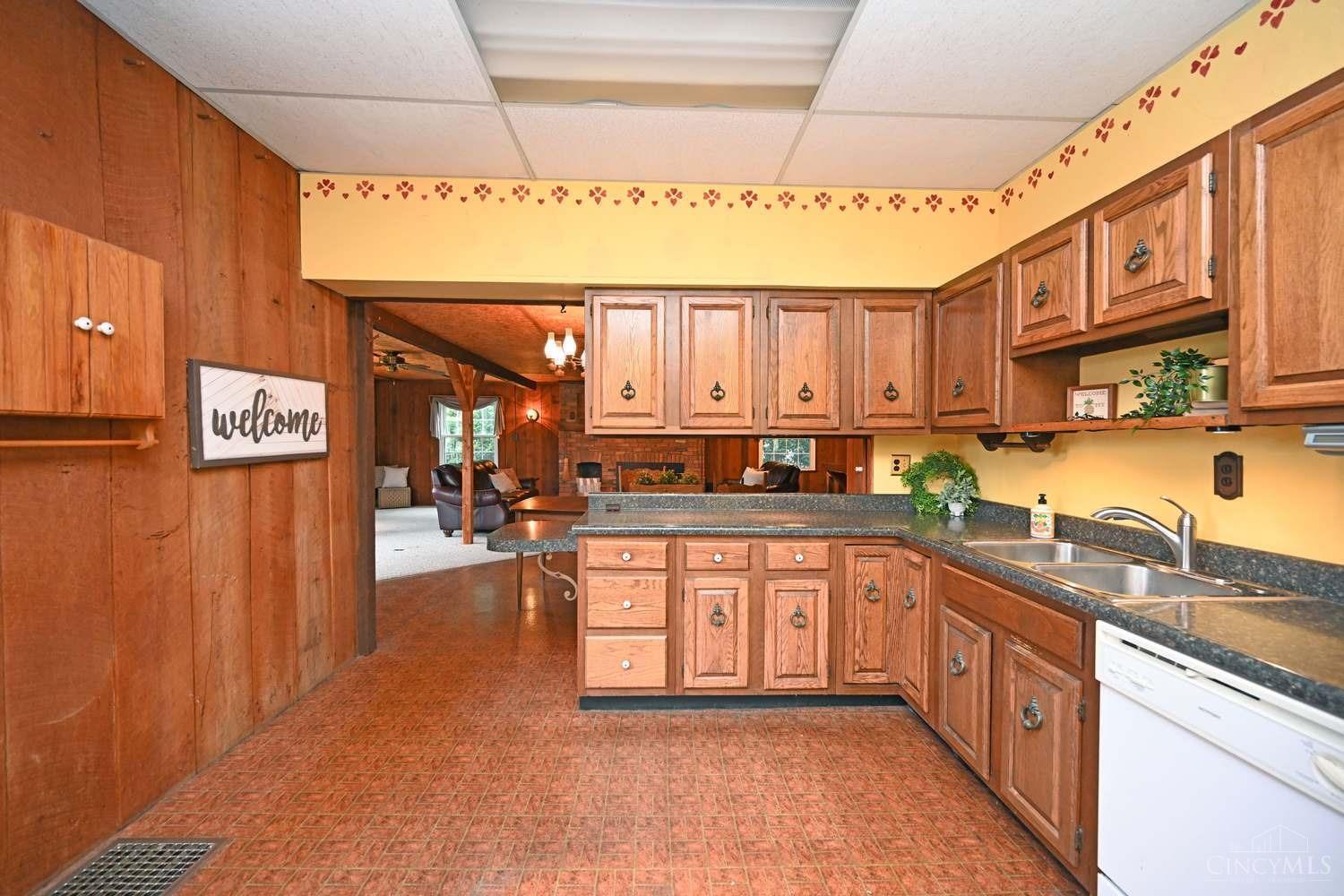 5777 Cheviot Road Cincinnati, OH 45247 - Photo 20 of 50