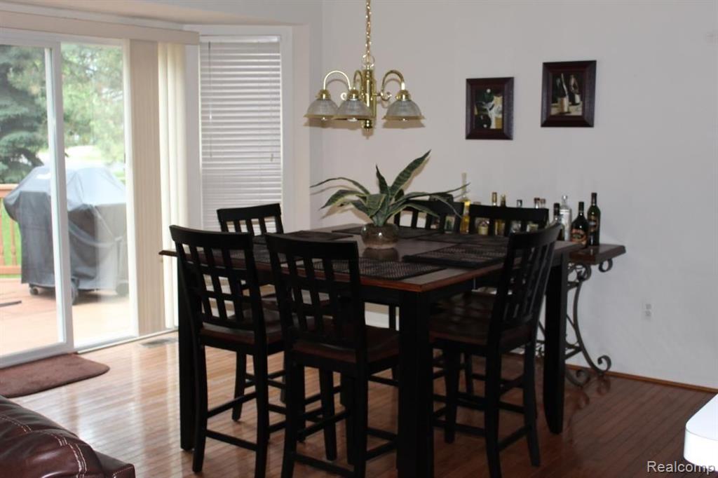 1072 Churchill Circle, Unit 29 Rochester, MI 48307 - Photo 4 of 6