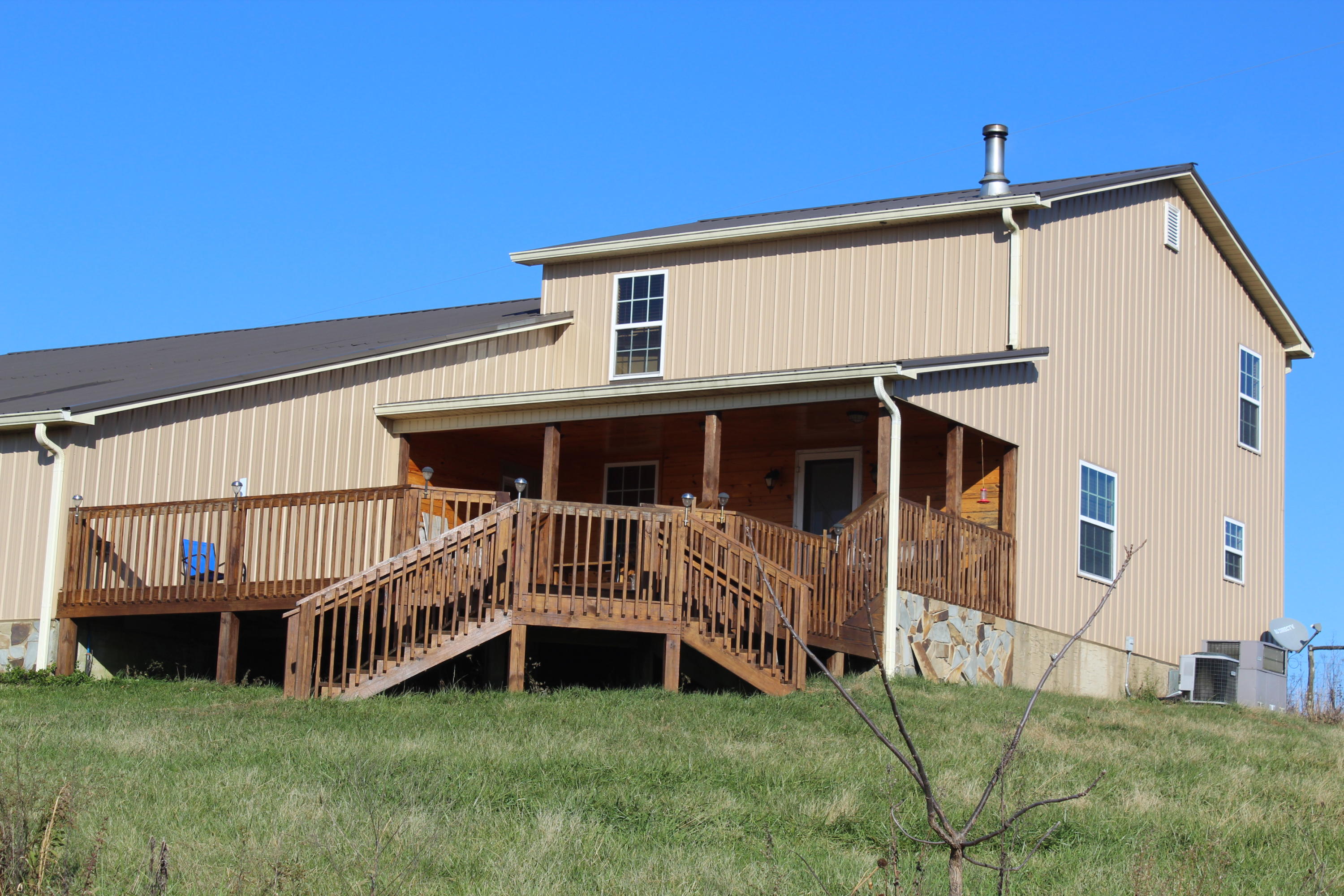 55 Everett Road Pikeville, TN 37367 - Photo 4 of 46 IMG_1922