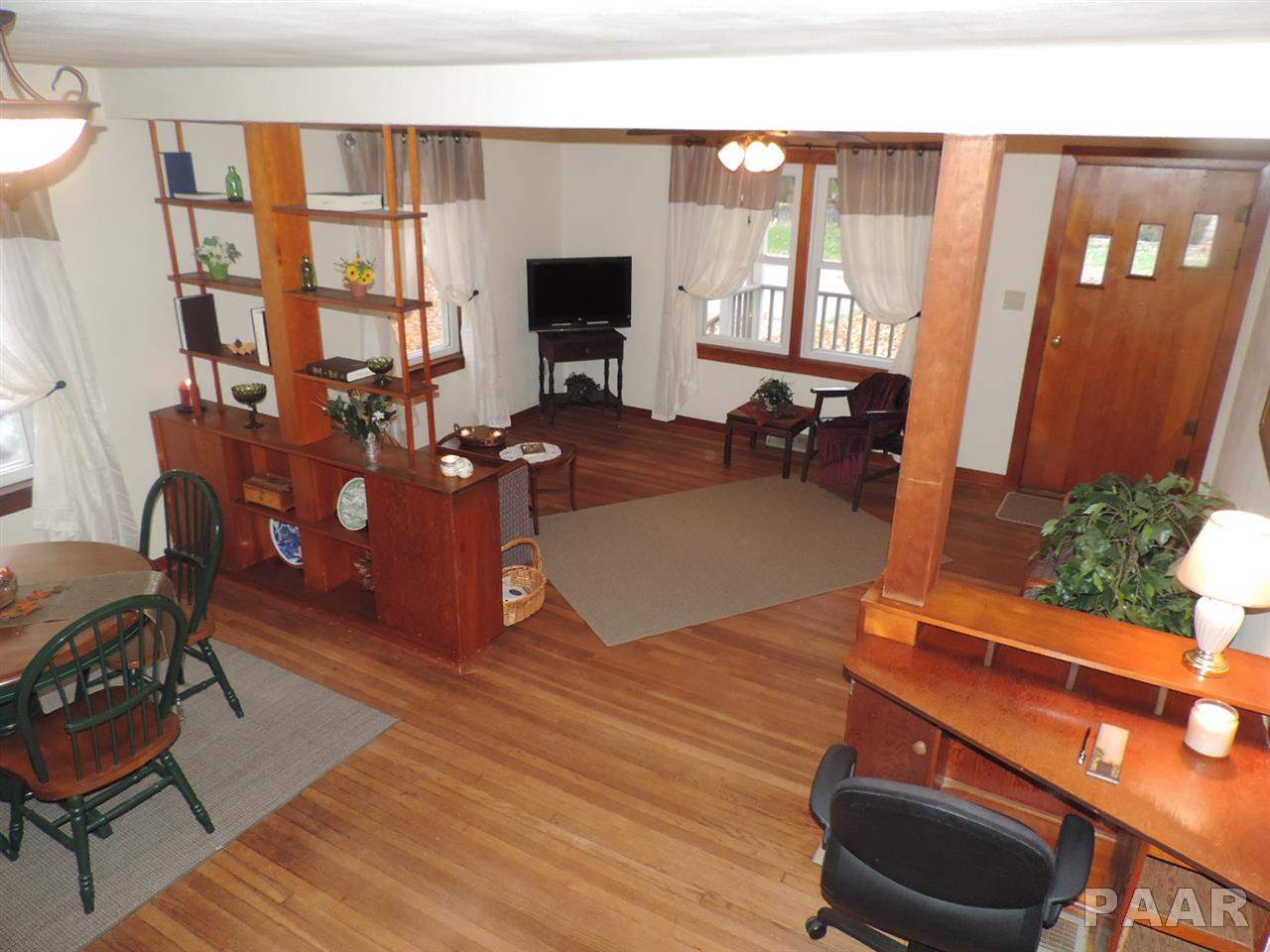 111 Perry Court Creve Coeur, IL 61610 - Photo 10 of 25 Gallery Image 10