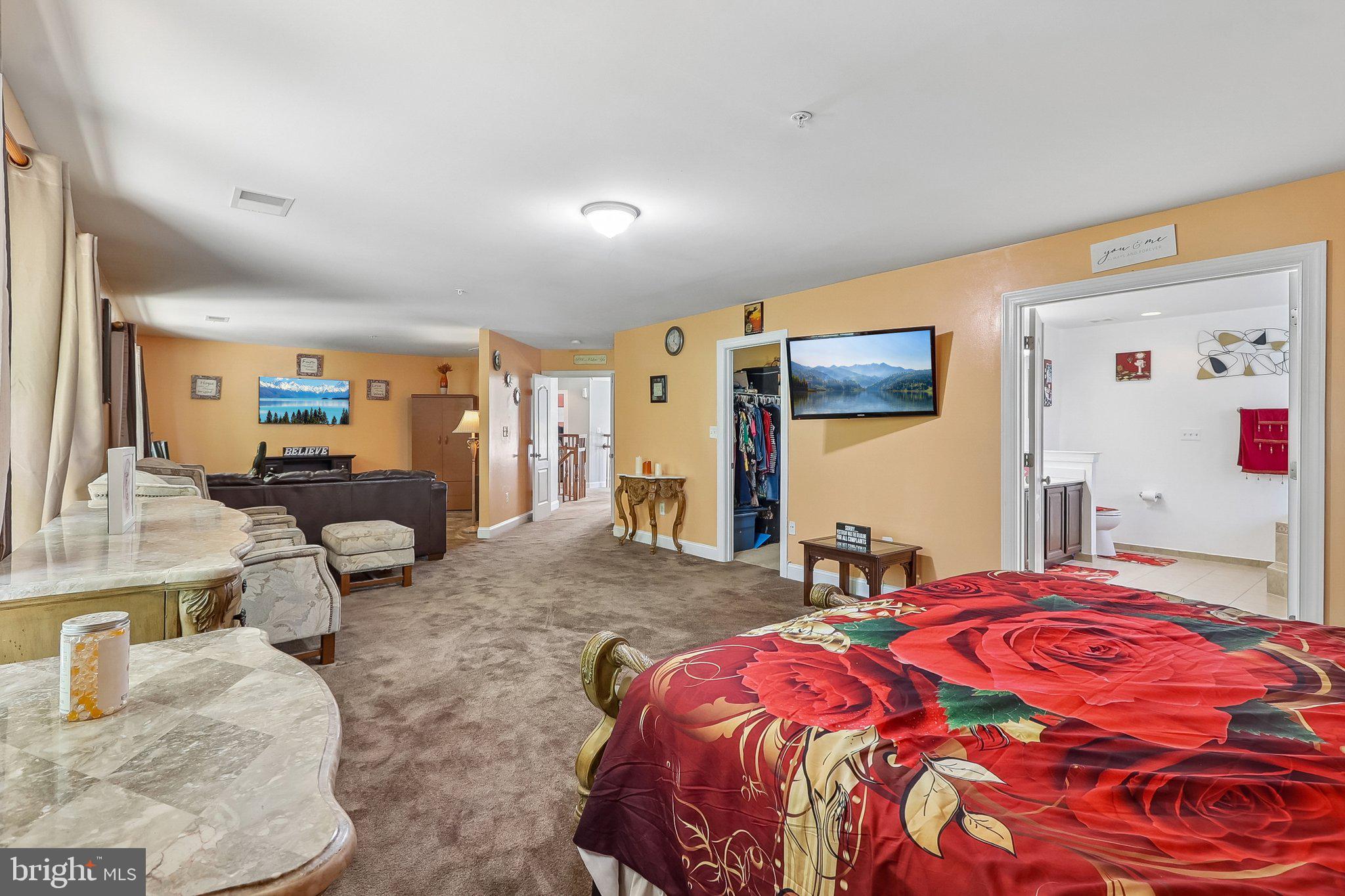 9003 Eldon Drive Clinton, MD 20735 - Photo 22 of 54 Spacious retreat with vibrant decor.