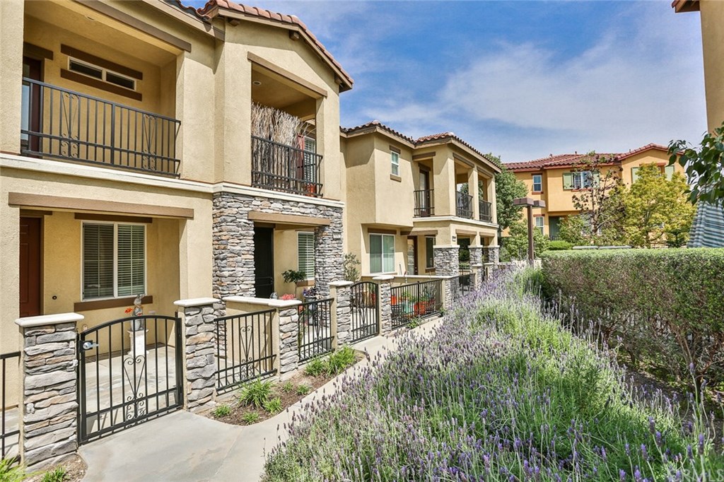 8047 Cresta Bella Road Rancho Cucamonga, CA 91730 - Photo 1 of 36