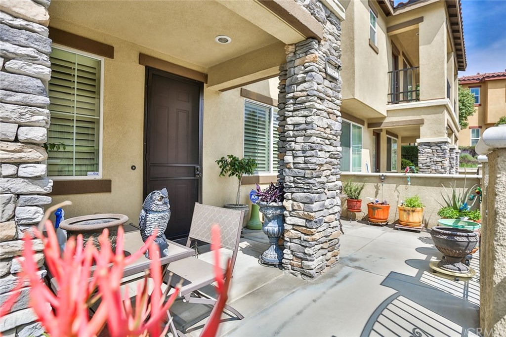 8047 Cresta Bella Road Rancho Cucamonga, CA 91730 - Photo 3 of 36