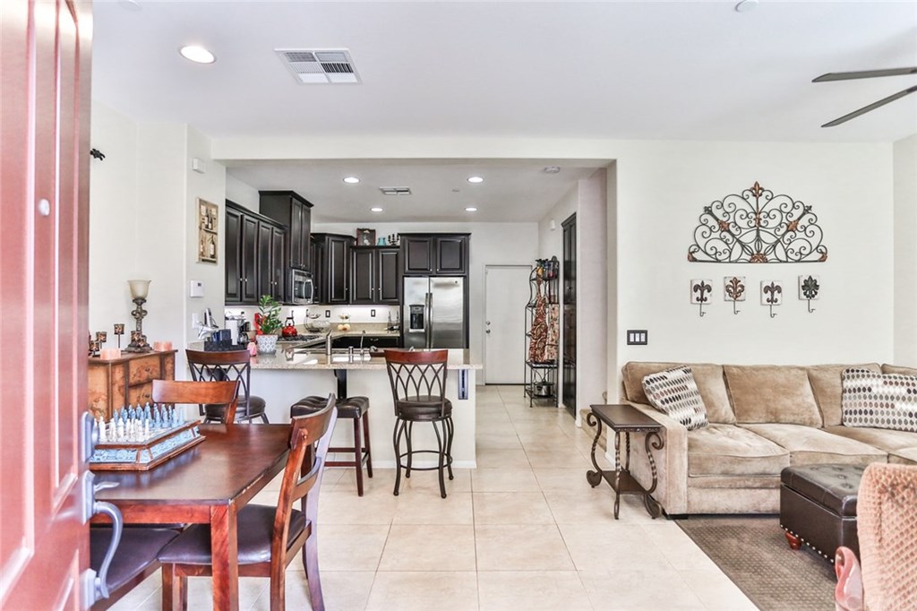 8047 Cresta Bella Road Rancho Cucamonga, CA 91730 - Photo 4 of 36
