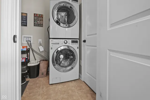 $309,000 | 751 Trace Boulevard West, Westfield, IN 46074