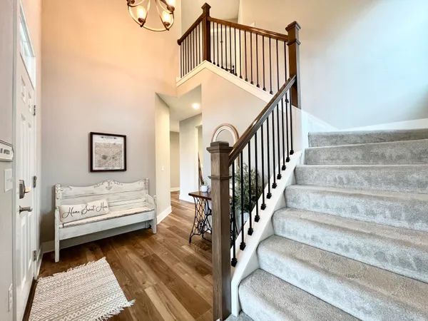 $525,000 | 1260 Chippewa Drive, Hartford, WI 53027