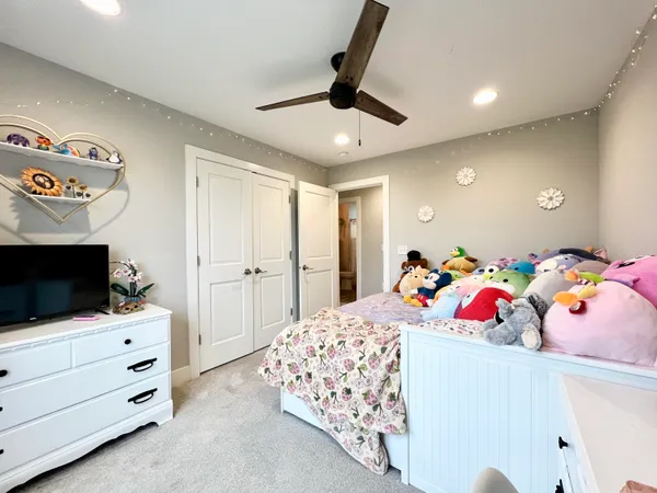 $525,000 | 1260 Chippewa Drive, Hartford, WI 53027