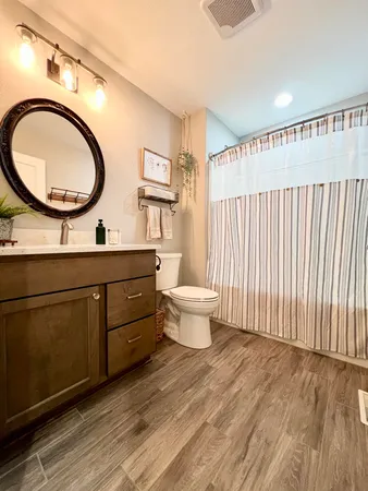 $525,000 | 1260 Chippewa Drive, Hartford, WI 53027