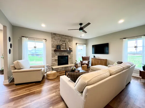 $525,000 | 1260 Chippewa Drive, Hartford, WI 53027