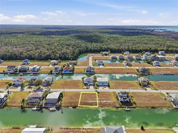 a view of a water fountain and an outdoor space