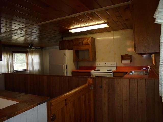 5724 North Red Oak Road Lewiston, MI 49756 - Photo 18 of 26 Gallery Image 18