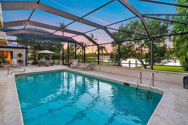 $10,200,000 | 107 Lighthouse Drive, Jupiter Inlet Colony, FL 33469