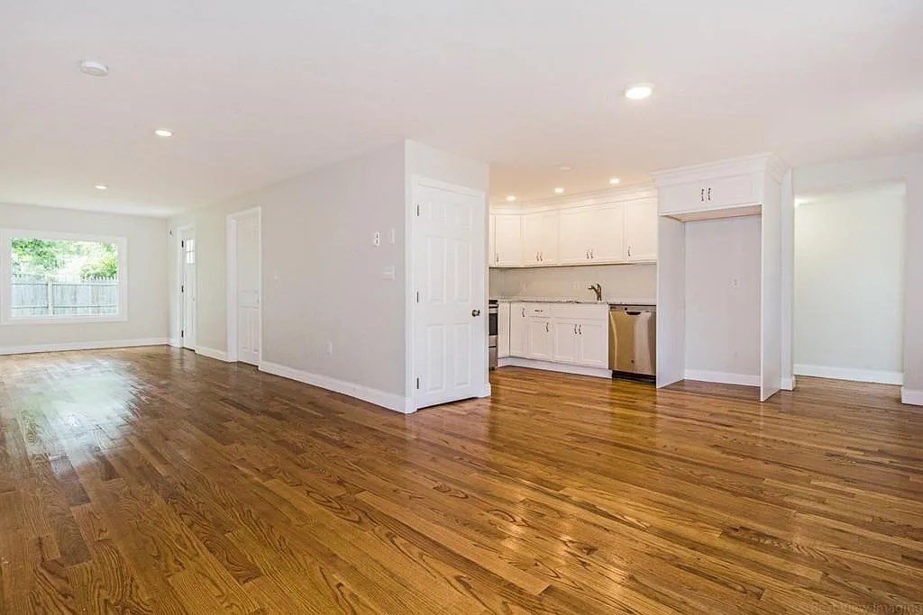 14 Laurel Road Norton, MA 02766 - Photo 8 of 15 Gallery Image 8