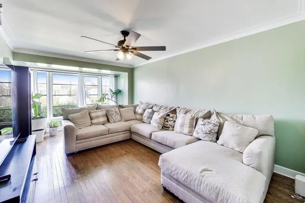 $300,000 | 8022 South Albany Avenue, Chicago, IL 60652