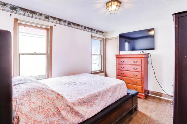 $300,000 | 8022 South Albany Avenue, Chicago, IL 60652