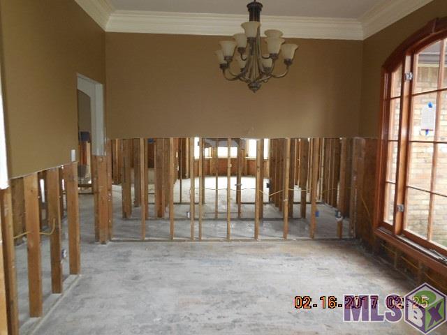 12027 Hampton Village Avenue Baton Rouge, LA 70818 - Photo 6 of 14