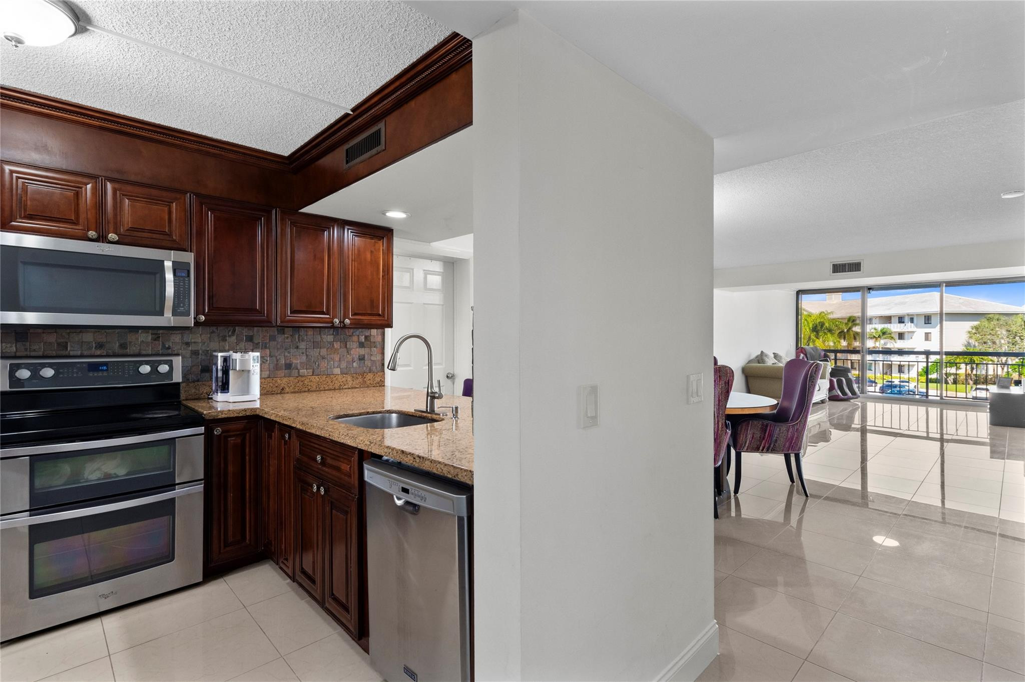 6217 Balboa Circle, Unit 304 Boca Raton, FL 33433 - Photo 3 of 27 Photo 3
