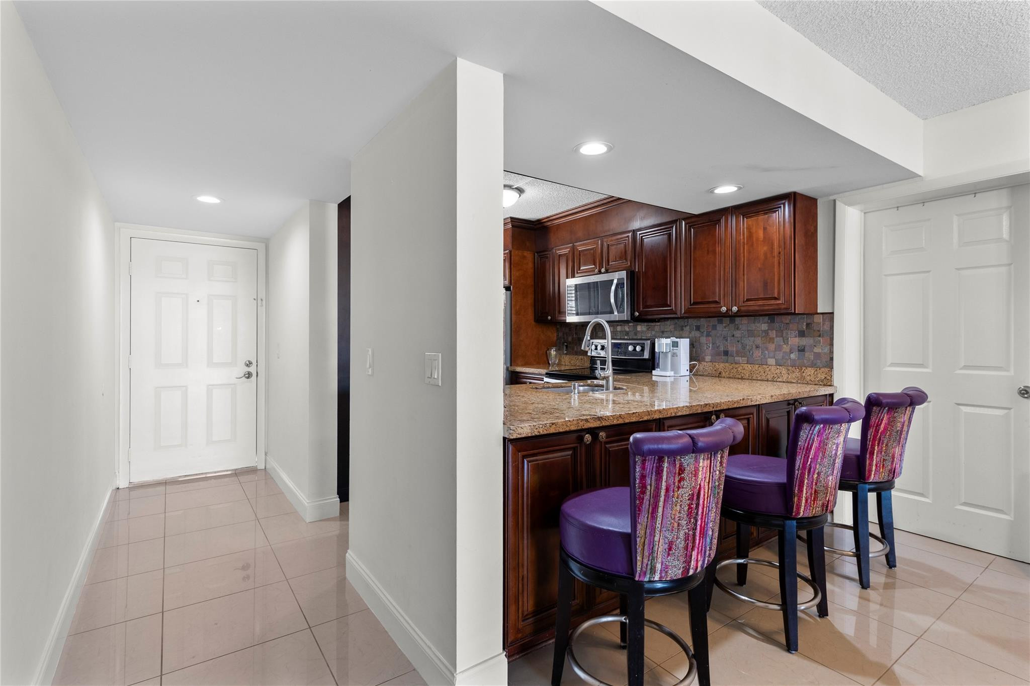 6217 Balboa Circle, Unit 304 Boca Raton, FL 33433 - Photo 4 of 27 Photo 4