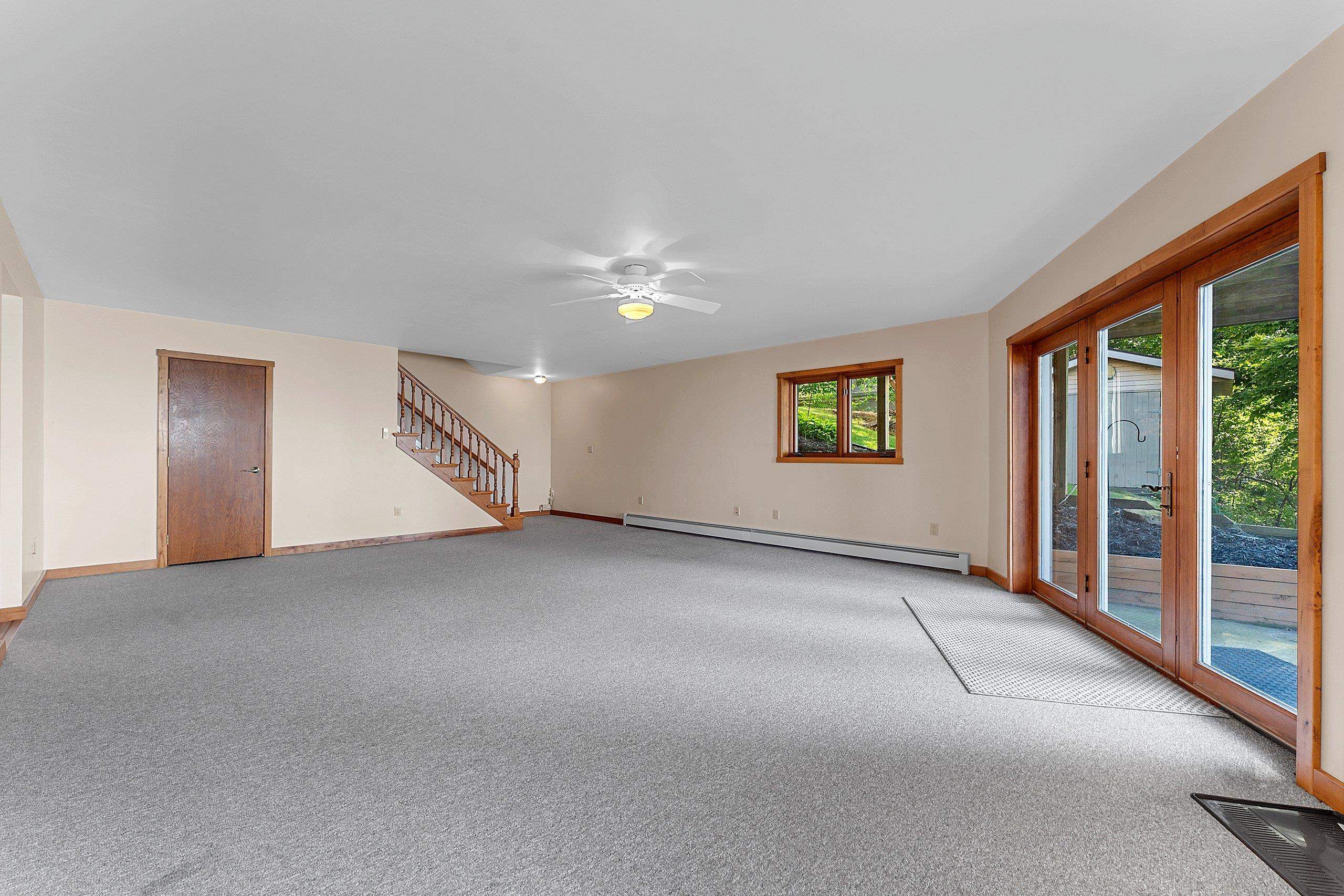 5153 Edgewater Beach Road Green Bay, WI 54311 - Photo 30 of 48