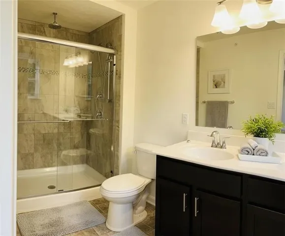 $2,800 | 715 Ravenshire Court, Coraopolis, PA 15108