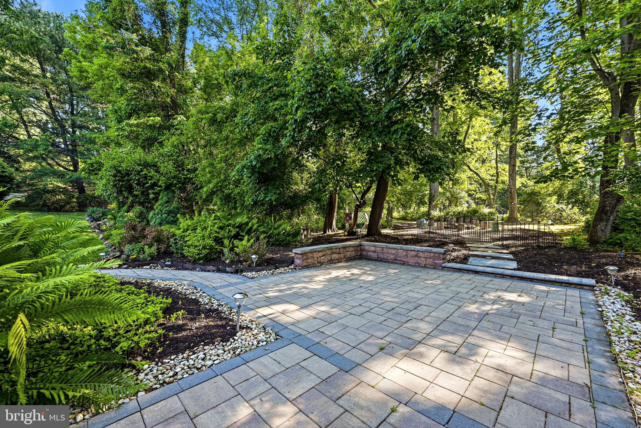 101 Ridings Boulevard Chadds Ford, PA 19317 - Photo 31 of 38 Hardscape Patio