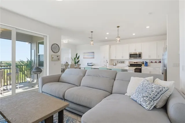 $4,000 | 14161 Heritage Landing Boulevard, Unit 1141, Punta Gorda, FL 33955