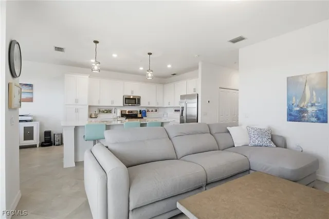 $4,000 | 14161 Heritage Landing Boulevard, Unit 1141, Punta Gorda, FL 33955