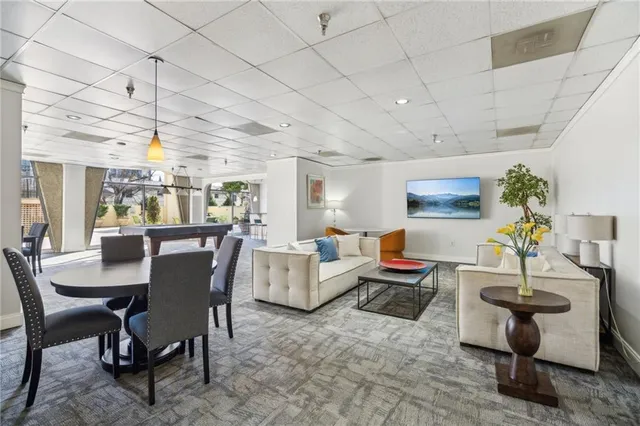 $134,500 | 2479 Peachtree Street Northeast, Unit 1703, Atlanta, GA 30305