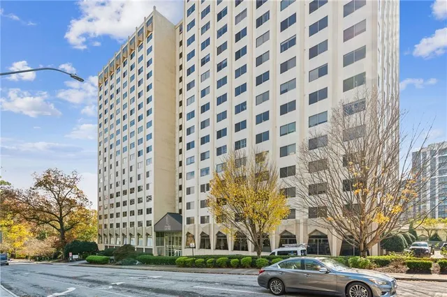 $134,500 | 2479 Peachtree Street Northeast, Unit 1703, Atlanta, GA 30305