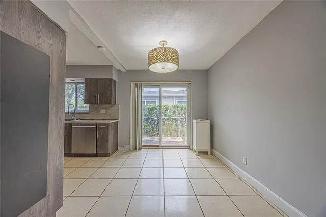 $3,950 | 5602 Jefferson Street, Hollywood, FL 33023