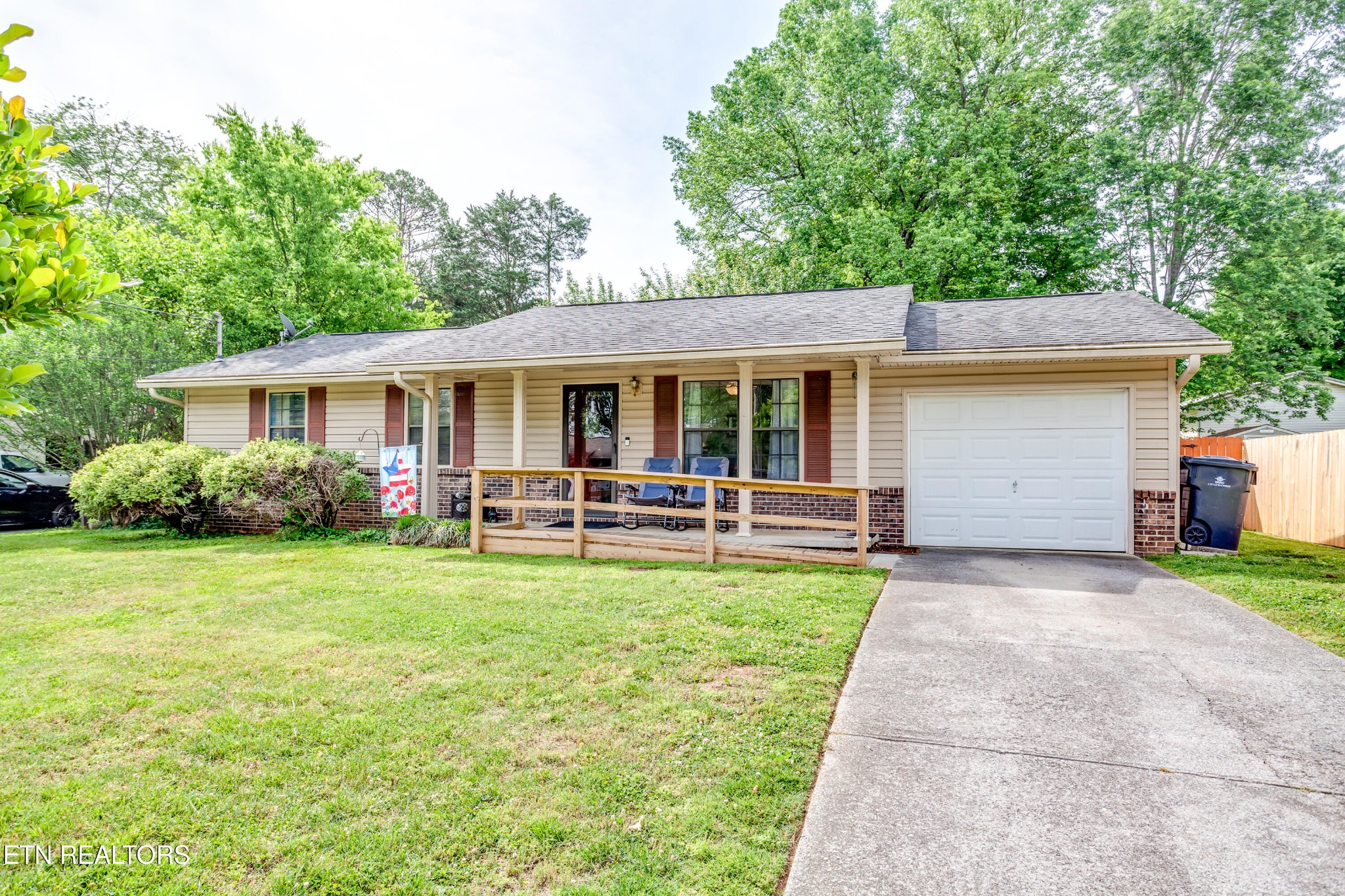 5150 Rendava Lane Northwest Knoxville, TN 37921 - Photo 1 of 34 Gallery Image 1