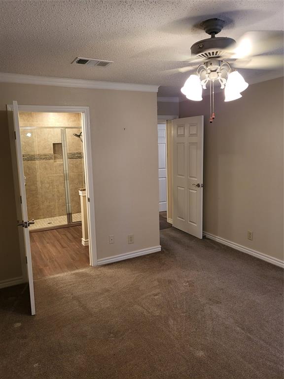 2010 Cloisters Drive, Unit 2311 Arlington, TX 76011 - Photo 19 of 24 an empty room with a bathroom