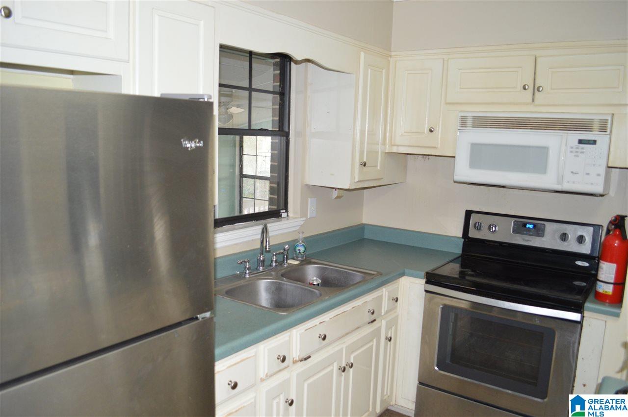 205 Belcher Hill Road Gardendale, AL 35071 - Photo 7 of 11