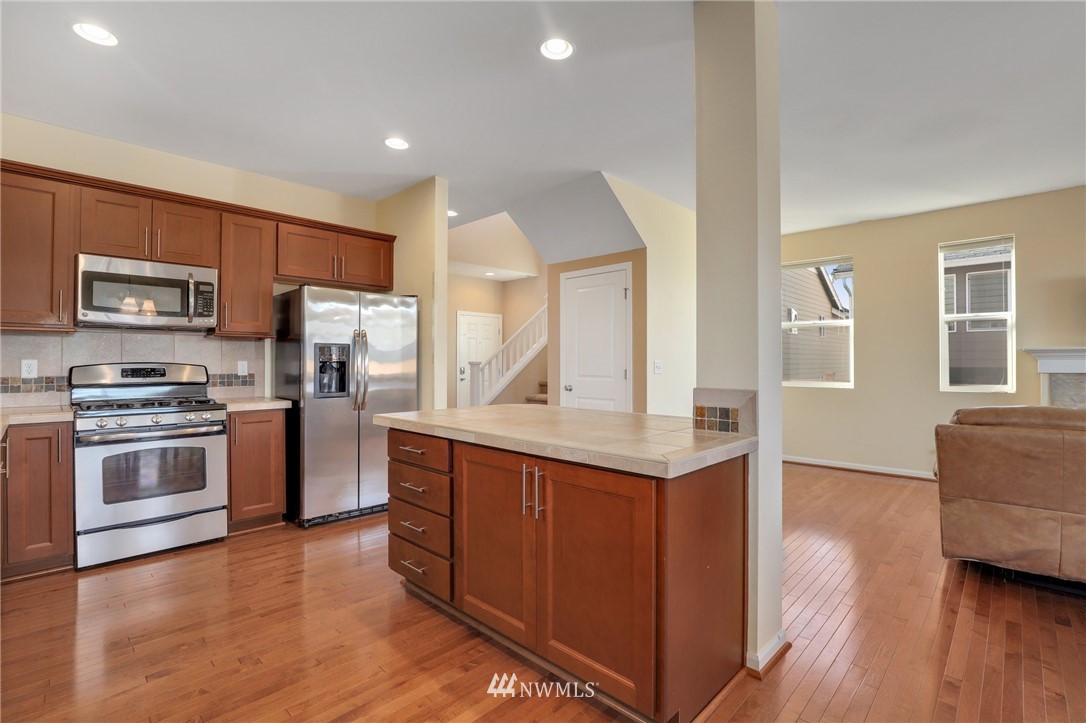 3533 186th Place Southeast Bothell, WA 98012 - Photo 4 of 29