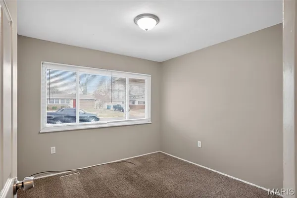 $179,900 | 2670 Northridge Place, Florissant, MO 63033