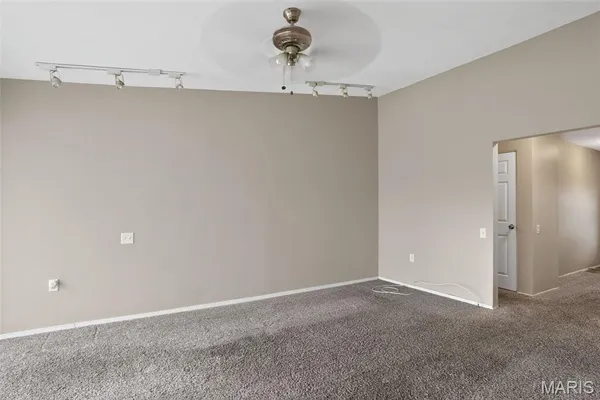 $179,900 | 2670 Northridge Place, Florissant, MO 63033