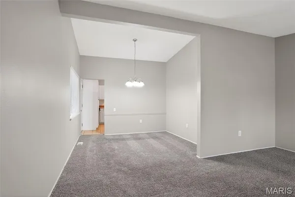 $179,900 | 2670 Northridge Place, Florissant, MO 63033