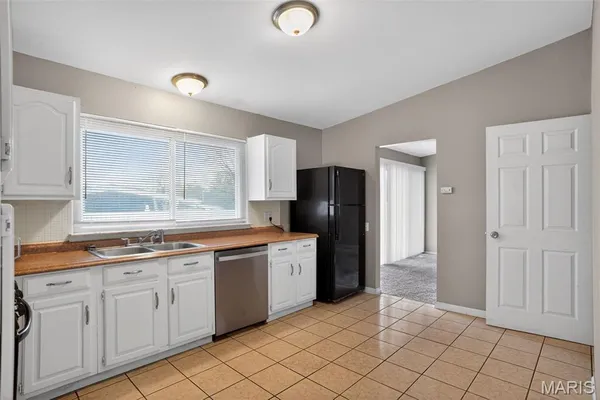 $179,900 | 2670 Northridge Place, Florissant, MO 63033