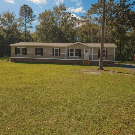 $279,500 | 117 Martin Drive, Eutawville, SC 29048