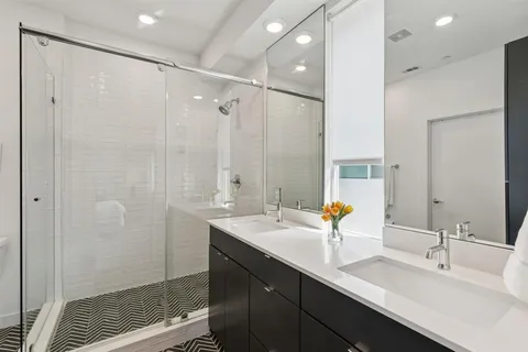 $459,000 | 5020 Bryan Street, Unit 303, Dallas, TX 75206