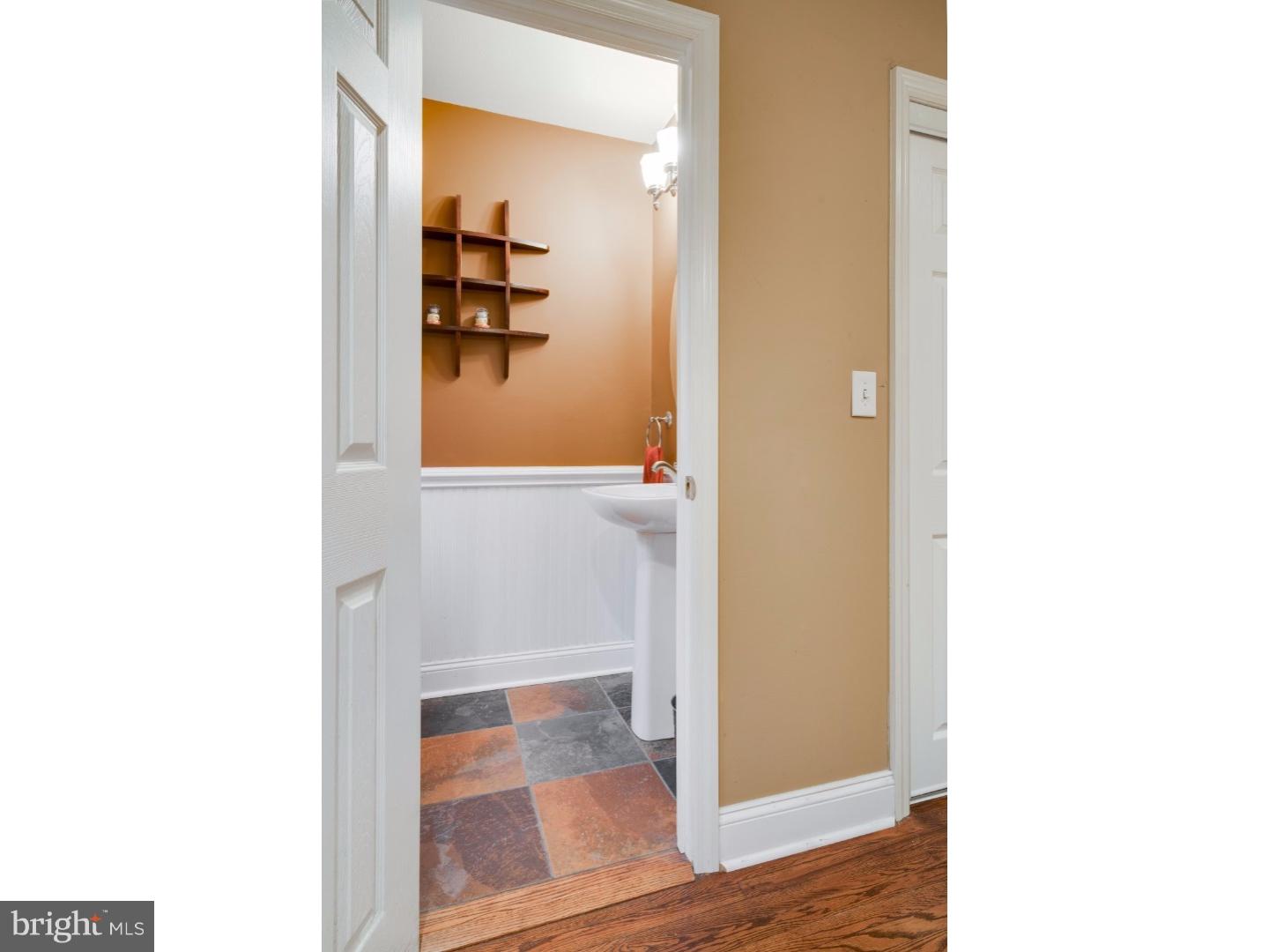 3 Bittersweet Road Trenton, NJ 08638 - Photo 11 of 25 Gallery Image 11