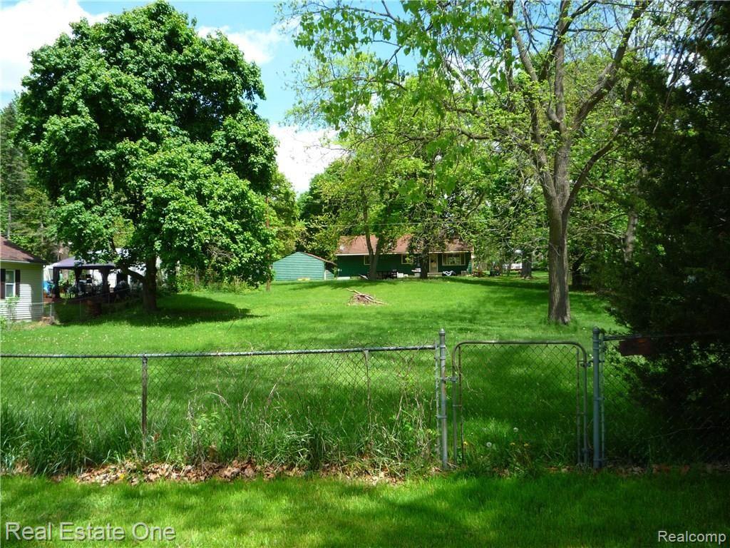 L459-460 Rush Lake Road Pinckney, MI 48169 - Photo 1 of 3