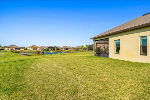 $525,000 | 5760 1st Road, Vero Beach, FL 32968