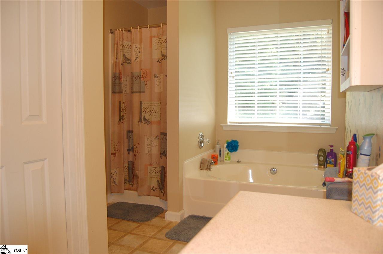 718 Timberwood Ridge Greer, SC 29651 - Photo 15 of 19 Gallery Image 15