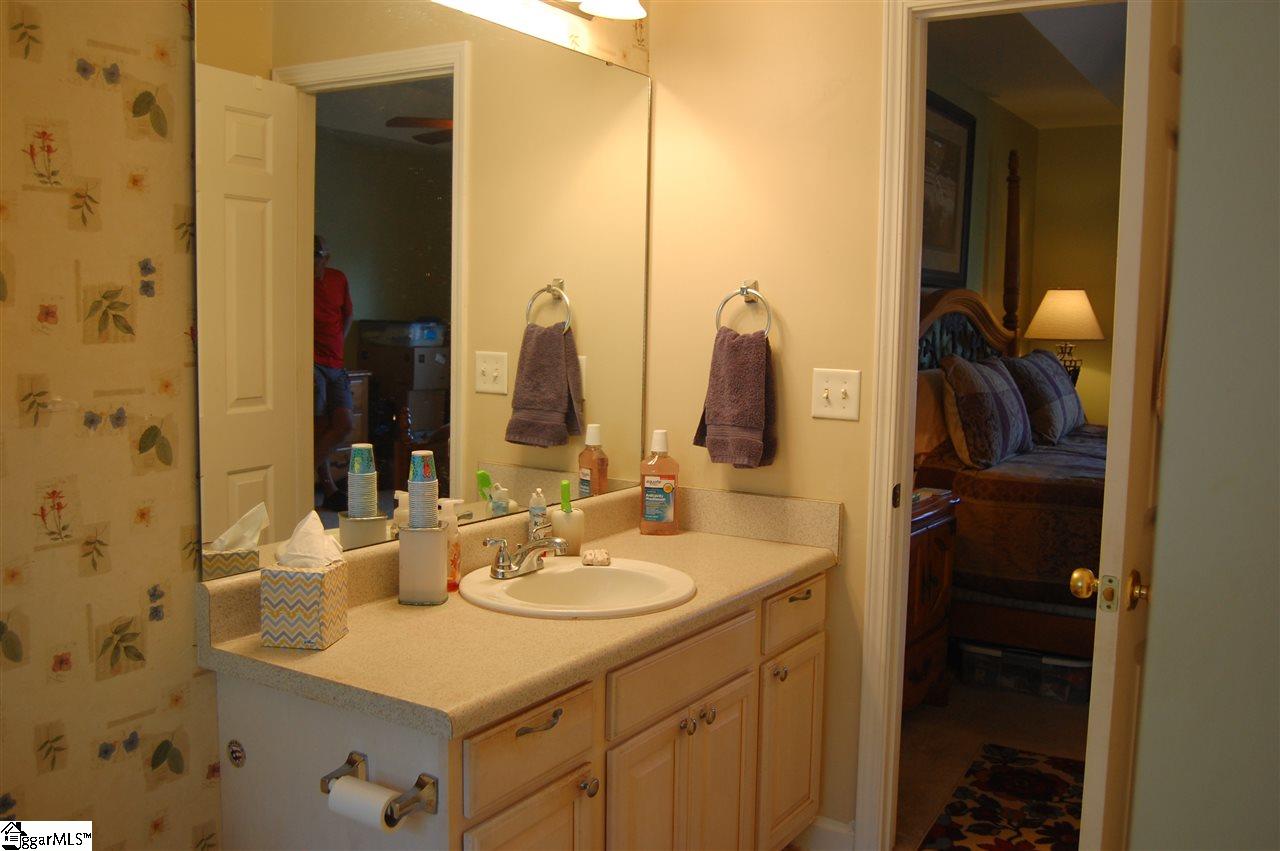 718 Timberwood Ridge Greer, SC 29651 - Photo 16 of 19 Gallery Image 16