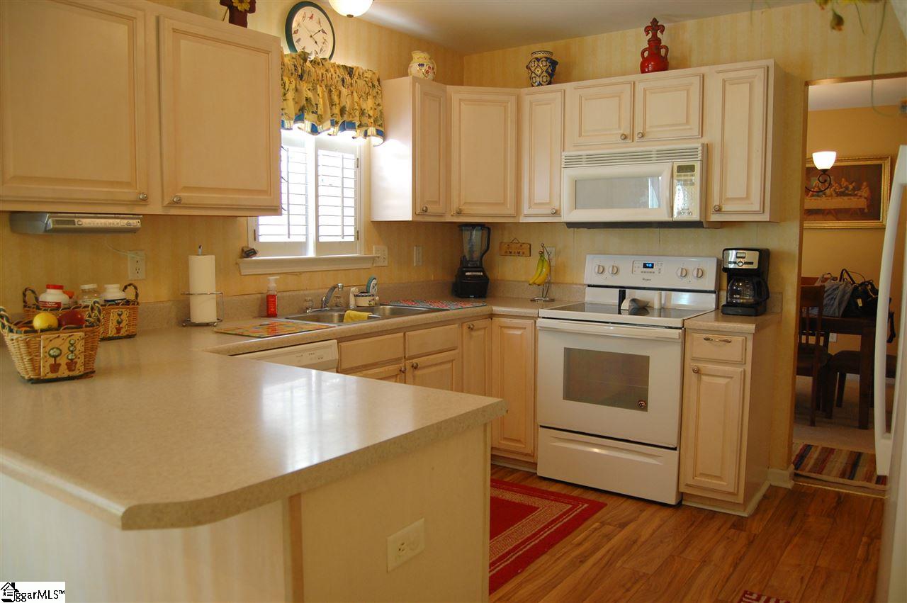 718 Timberwood Ridge Greer, SC 29651 - Photo 7 of 19 Gallery Image 7