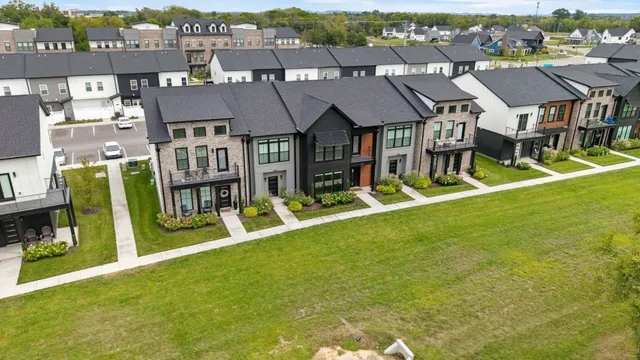 $379,900 | 1442 Rebecca Johns Drive, Unit V20, Murfreesboro, TN 37128
