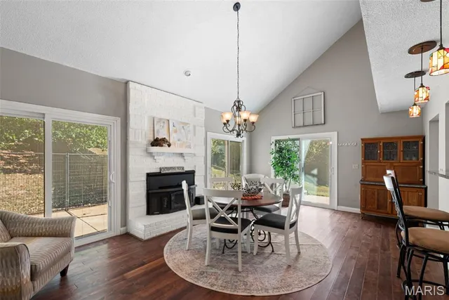 $675,000 | 1102 Lakeview Drive, Pacific, MO 63069